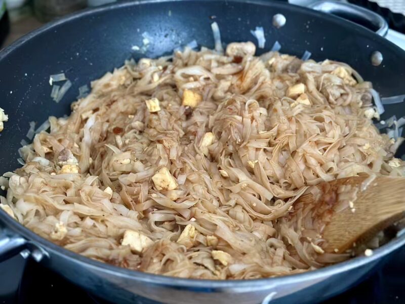 Pad thai na woku